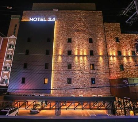 Hotel 2.4 Seúl Exterior foto