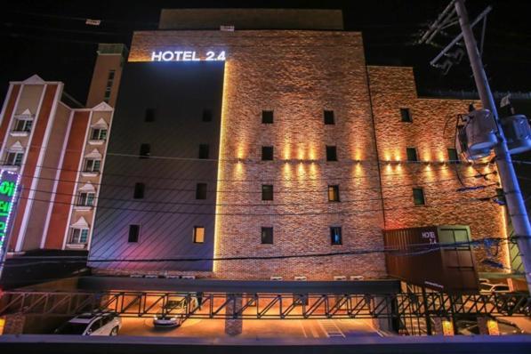 Hotel 2.4 Seúl Exterior foto