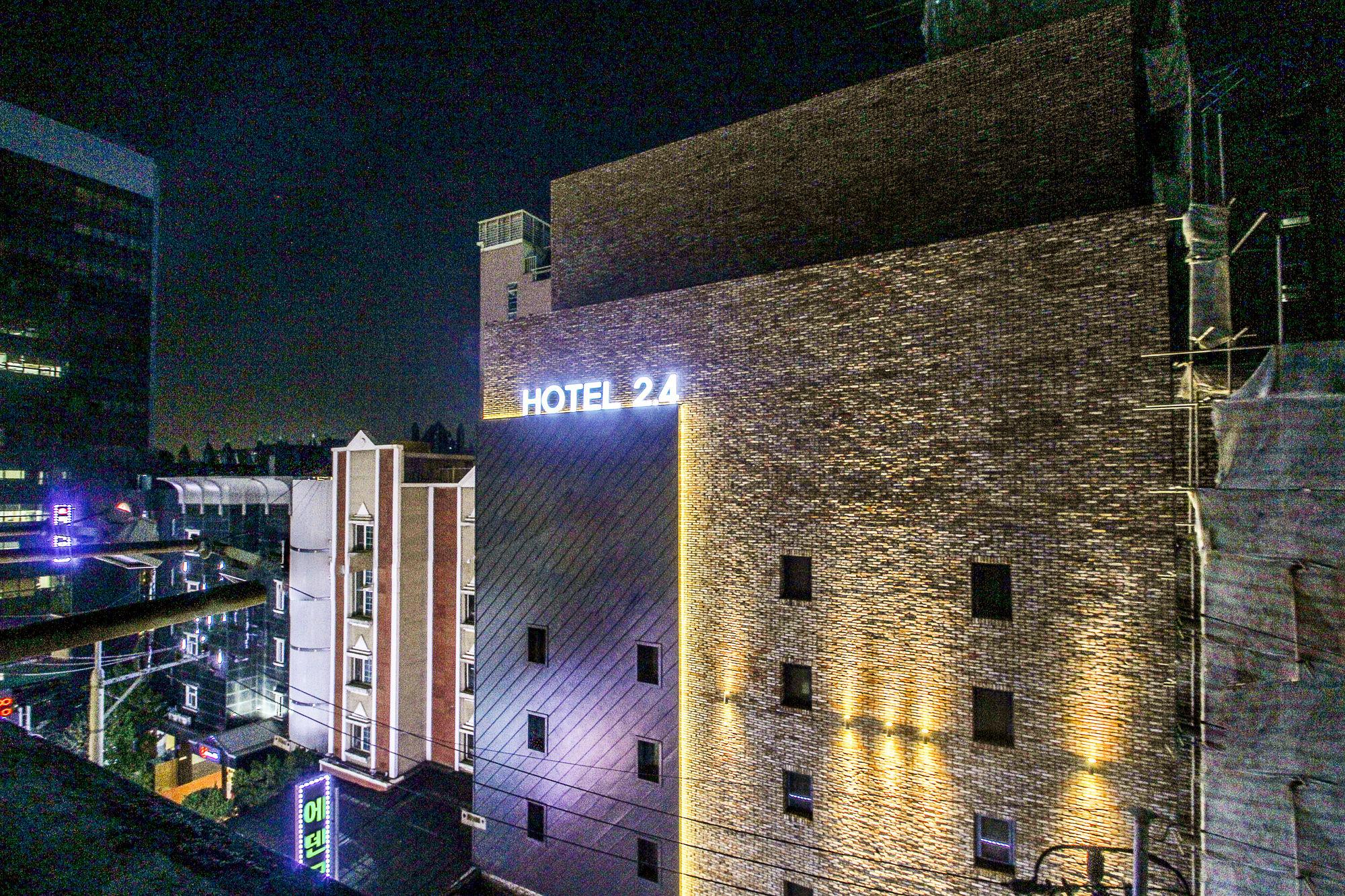 Hotel 2.4 Seúl Exterior foto