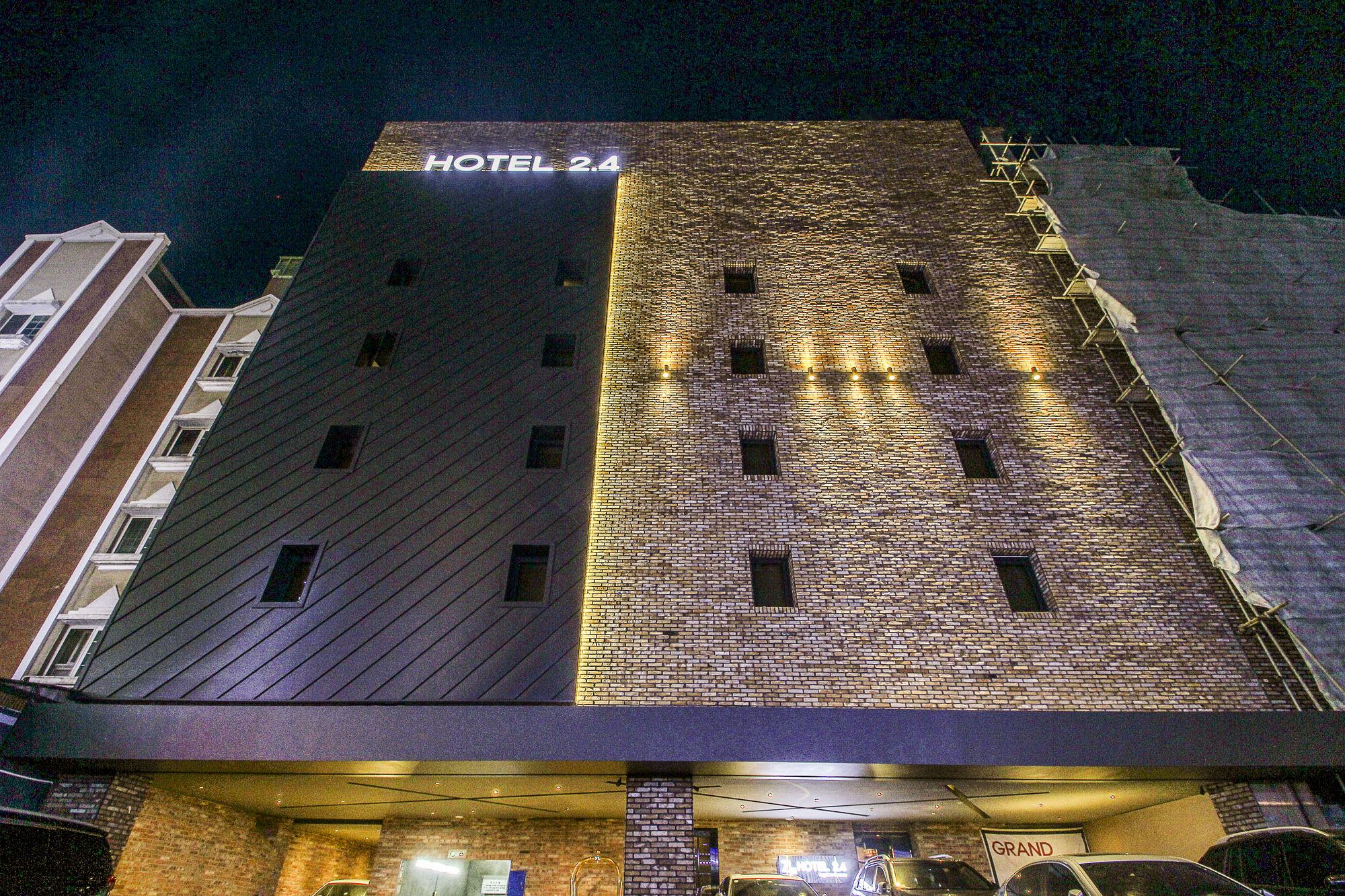 Hotel 2.4 Seúl Exterior foto